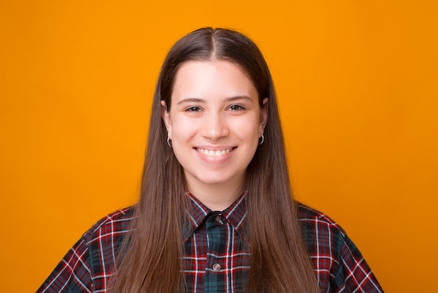 Maya Desrosiers